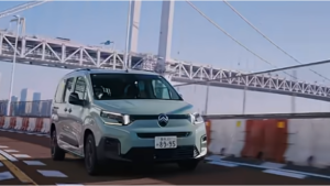 CITROËN BERLINGO Aqua Green